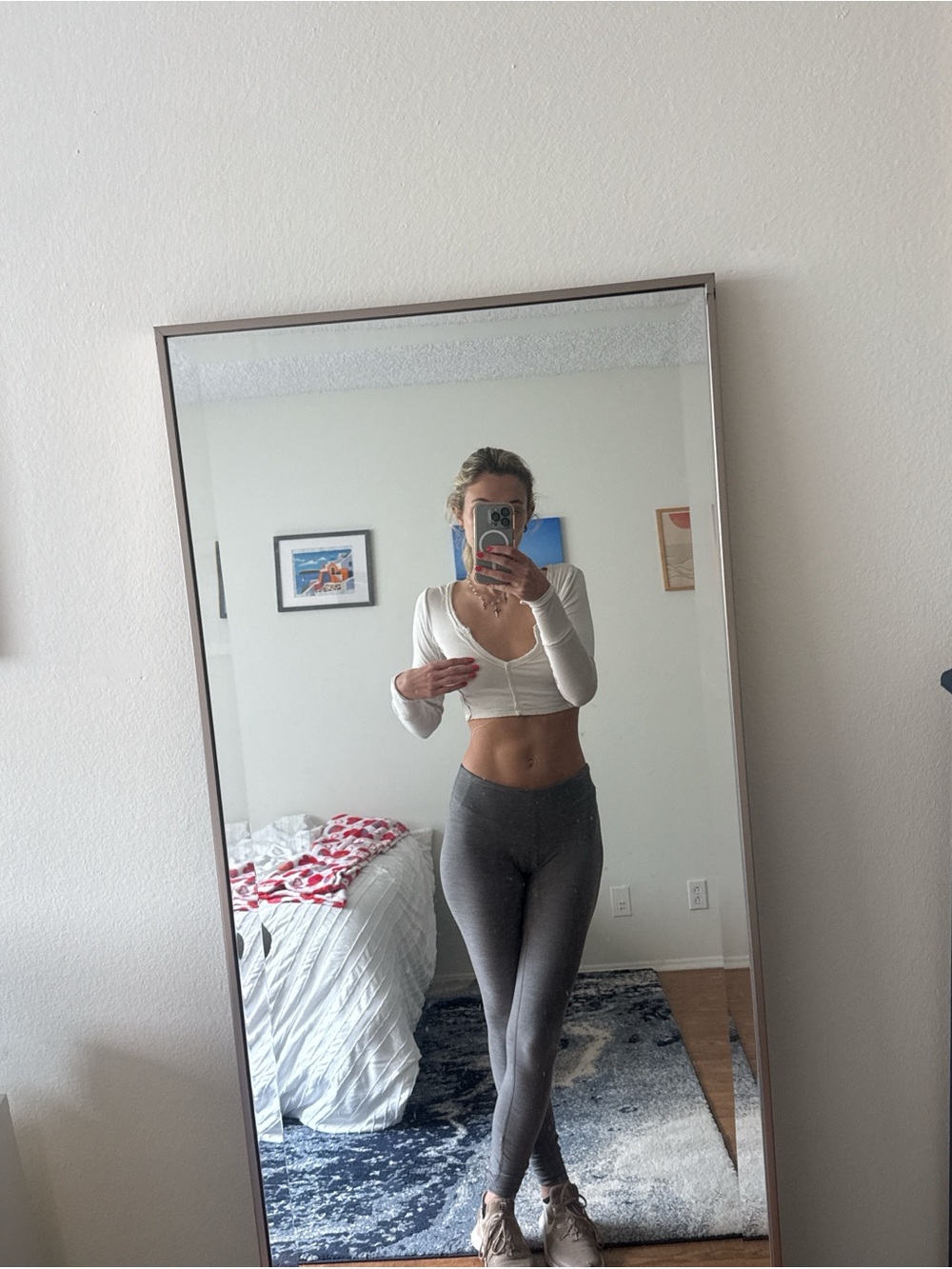 Urban Outfitters White Long-Sleeve Cropped Top